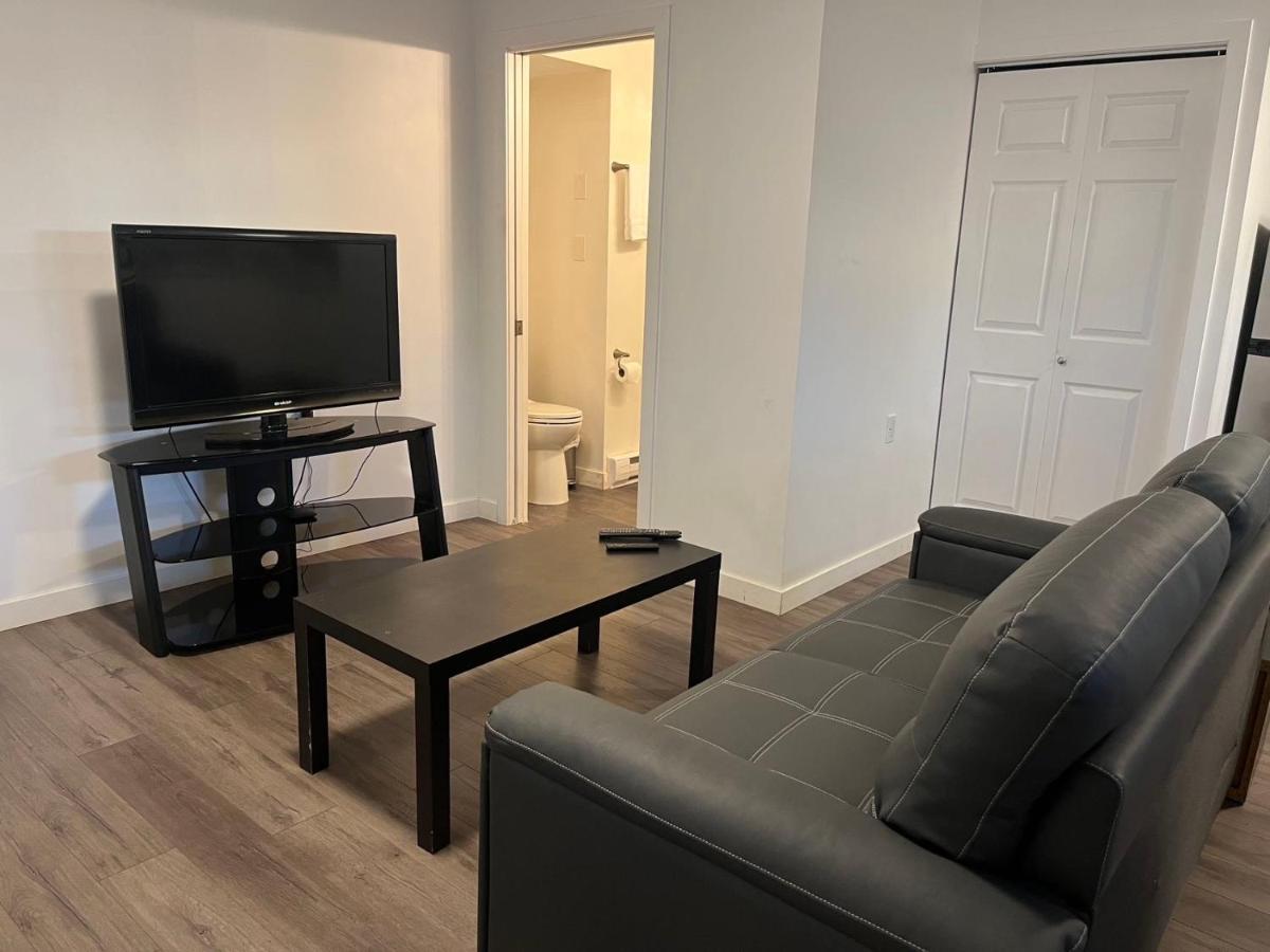 Starting Point Family House Ξενοδοχείο Saanich Εξωτερικό φωτογραφία
